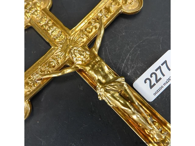 Antieke verguld bronzen crucifix in neogotische stijl; - afbeelding 3 van  5