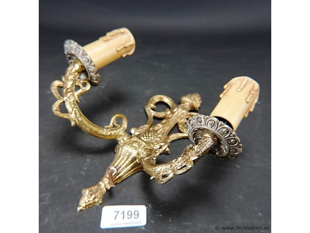 Antieke vergulde elektrische gemaakte wand kandelaar - afbeelding 1 van  5