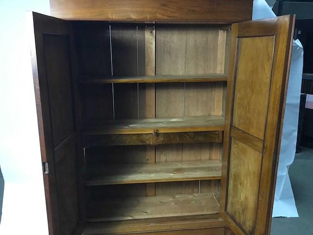 Antieke vertiko highboard kast - linnenkast - afbeelding 1 van  10