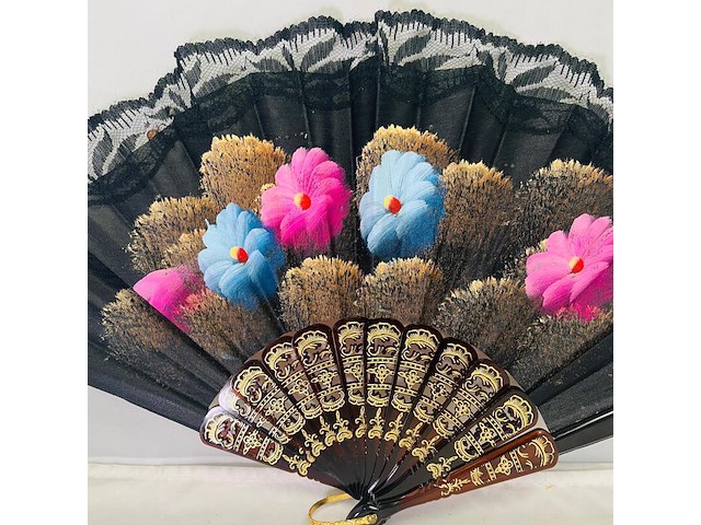 Antieke waaier - black flowers - bakeliet handvat - mint conditie - afbeelding 1 van  5