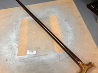 Antieke wandelstok met amber/jade?. handvat - afbeelding 2 van  5