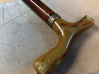 Antieke wandelstok met amber/jade?. handvat - afbeelding 3 van  5