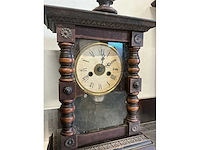 Antieke wandklokken - afbeelding 2 van  16
