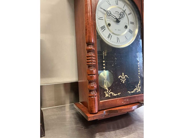 Antieke wandklokken - afbeelding 8 van  16