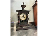 Antieke wandklokken - afbeelding 15 van  16