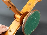 Antieke wolwinder - afbeelding 5 van  5