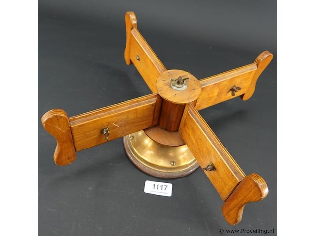 Antieke wolwinder - afbeelding 3 van  5