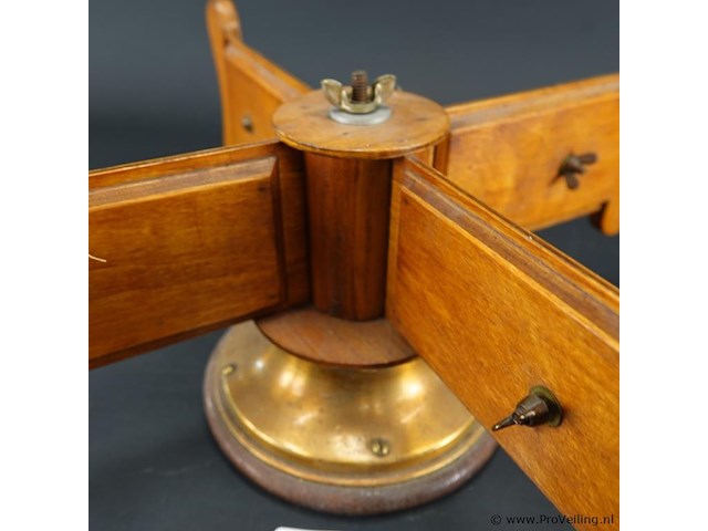 Antieke wolwinder - afbeelding 4 van  5