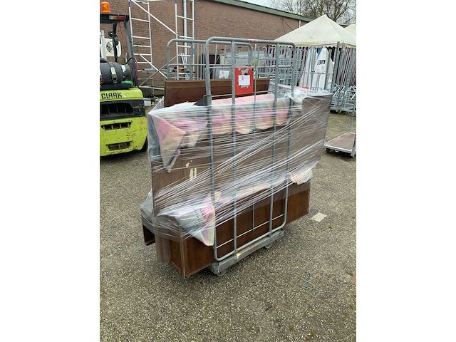 Antique linen cupboard - afbeelding 6 van  8