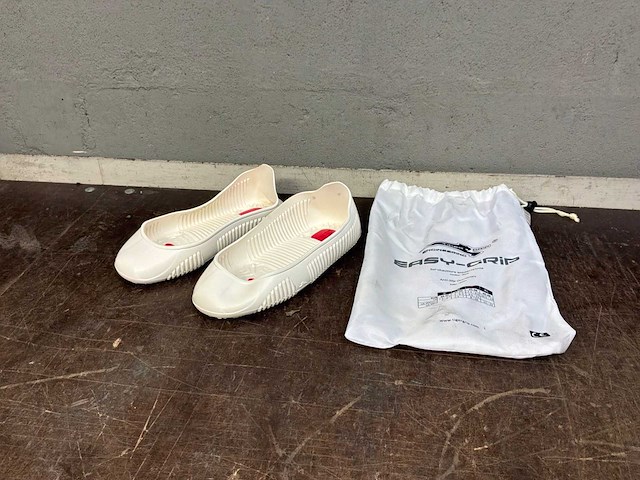 Antislip overschoenen (3x) - afbeelding 1 van  12