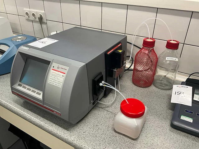 Anton paar dma4500m density meter - afbeelding 2 van  5