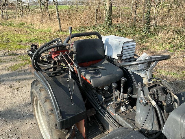 Antonio carraro - tigre - vierwielaangedreven landbouwtractor - afbeelding 2 van  8