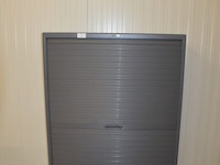 Antraciet kleurige archiefkast 2 roldeuren met leggers afm. 120x45x165