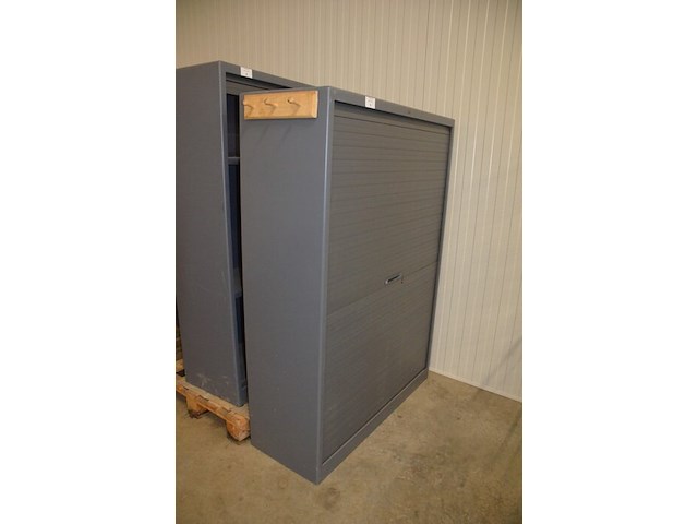 Antraciet kleurige archiefkast 2 roldeuren met leggers afm. 120x45x165 - afbeelding 2 van  6
