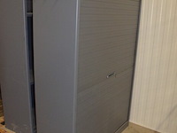Antraciet kleurige archiefkast 2 roldeuren met leggers afm. 120x45x165 - afbeelding 2 van  6