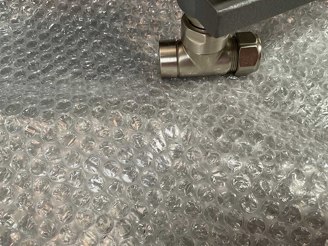 Antraxit designradiator 60x116cm - afbeelding 4 van  5