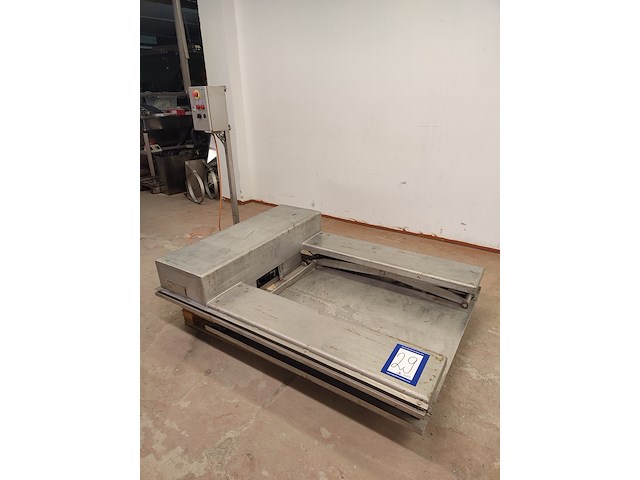 Antti lindfors oy - afbeelding 1 van  14