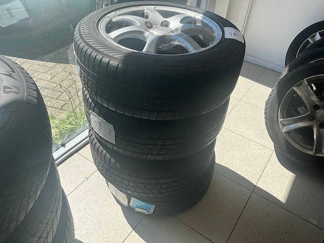 Anzio lichtmetalen velgen 17inch - afbeelding 1 van  1