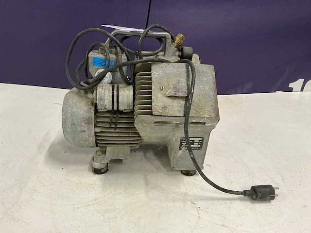 Aoa v-meko300 luchtcompressor - afbeelding 2 van  7