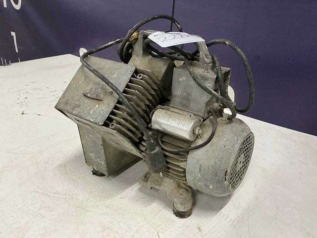 Aoa v-meko300 luchtcompressor - afbeelding 5 van  7