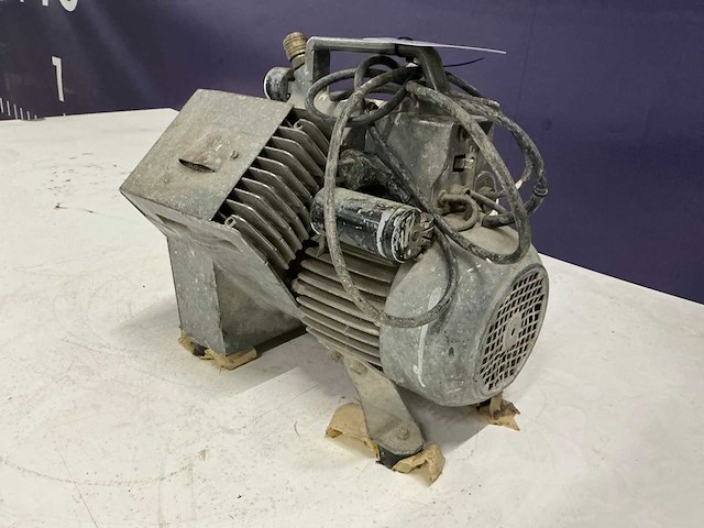 Aoa v-meko300 luchtcompressor - afbeelding 5 van  7