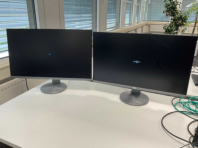 Aoc 27” monitor (2x) - afbeelding 1 van  10