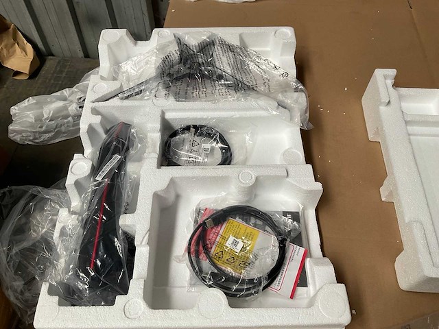 Aoc q27g2u monitor - afbeelding 4 van  7