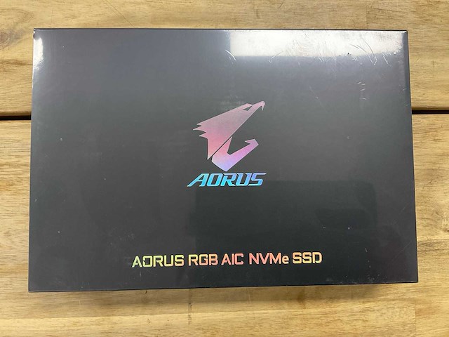 Aorus rgb aic nvme ssd 1tb - afbeelding 1 van  2