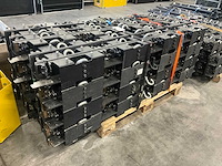 Aoto m8e hanging bracket quattro (28x) - afbeelding 4 van  5