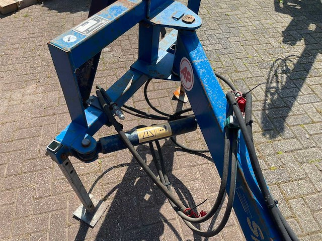 Ap speedy vb38 werktuig arm met onkruidborstel - afbeelding 3 van  5