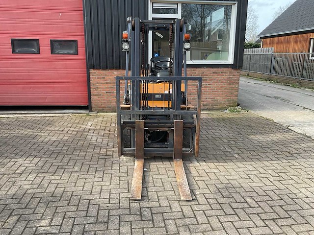 Apache 30 vorkheftruck - afbeelding 5 van  14