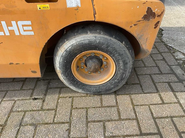 Apache 30 vorkheftruck - afbeelding 2 van  16