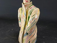 Apart aardewerk beeldje - afbeelding 1 van  5