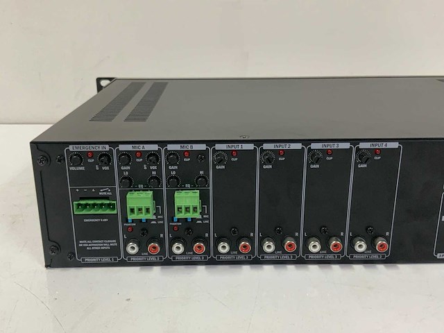 Apart audio / biamp pre zone 1 voorversterker - afbeelding 8 van  9