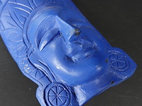 Apart gekleurd in hout gesneden boeddhahoofd - afbeelding 3 van  5