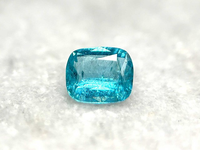 Apatiet 1.14 carat natuurlijke apatiet - afbeelding 1 van  4