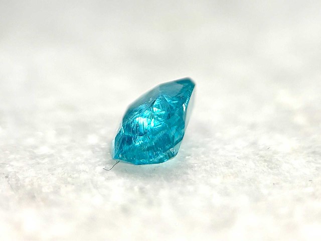 Apatiet 1.14 carat natuurlijke apatiet - afbeelding 4 van  4
