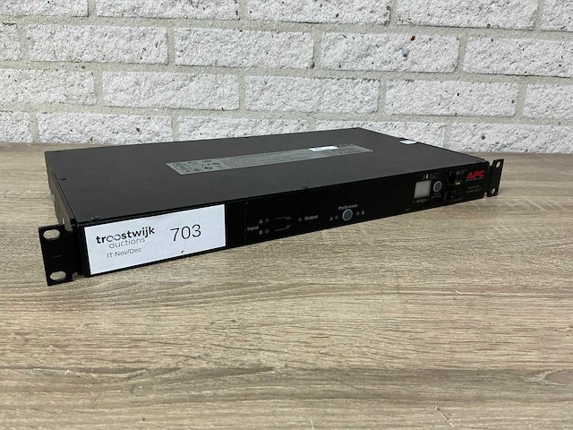 Apc ap7223 automatic transfer switch - afbeelding 1 van  5