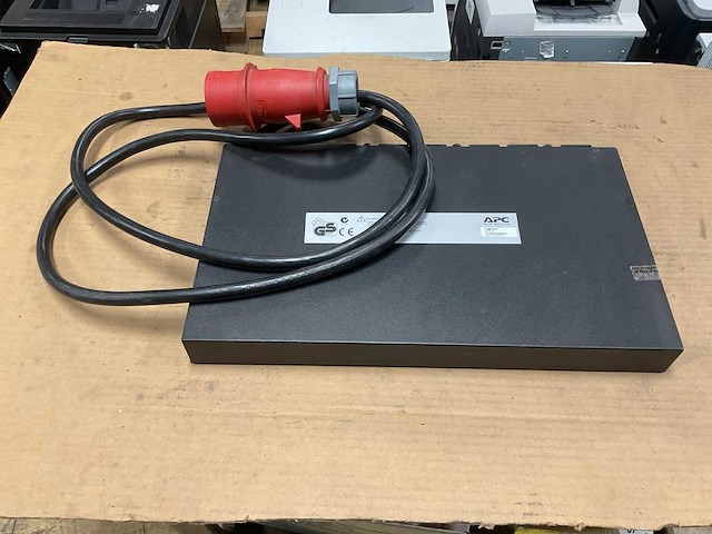 Apc ap7526 - afbeelding 1 van  2