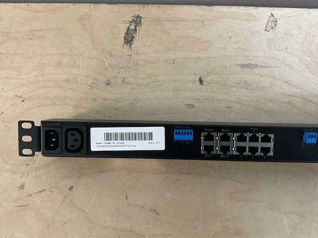 Apc ap9340 rack monitor - afbeelding 2 van  3