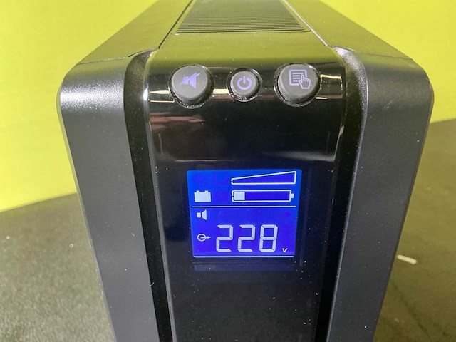 Apc back-ups pro 1500 noodstroomvoeding - afbeelding 4 van  6