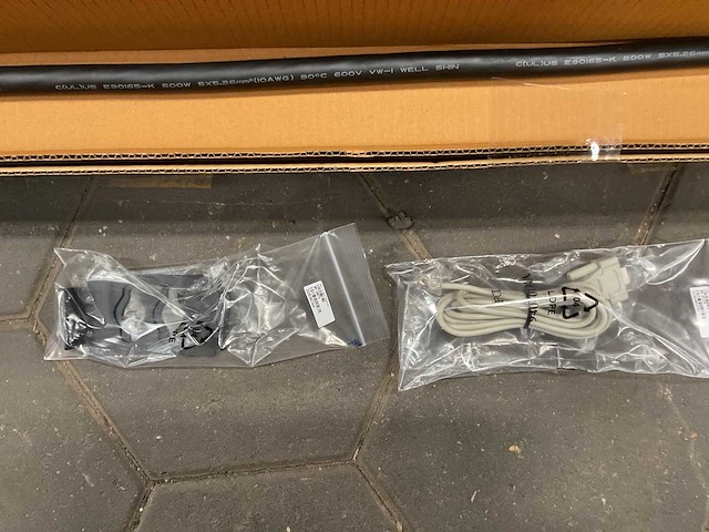 Apc by schneider electric rack pdu rack power distribution unit (48x) - afbeelding 4 van  6