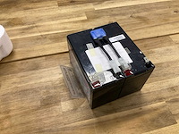 Apc genuine rbc batterij - afbeelding 2 van  3