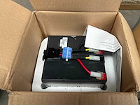 Apc rbc48 vervangingsbatterijset 2x 12v / 7ah - afbeelding 1 van  3