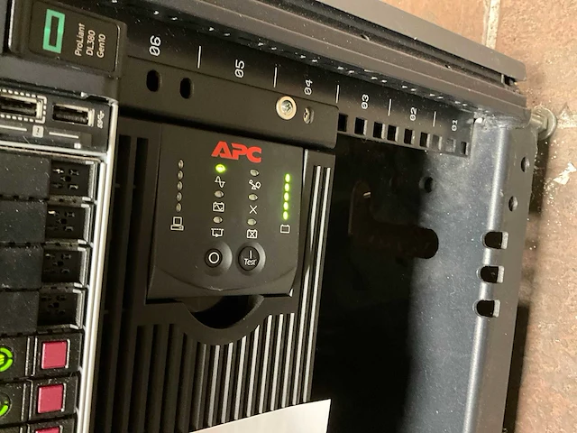 Apc rt6000 power supplie - afbeelding 2 van  3
