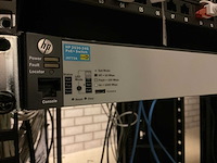 Apc serverkast met switches (3x) - afbeelding 11 van  16