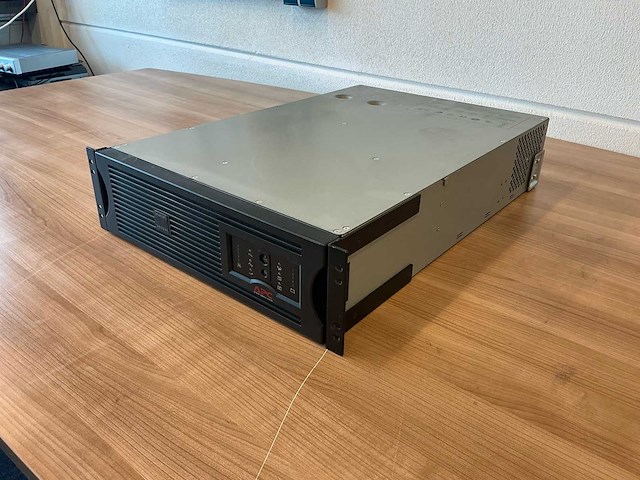 Apc smart-ups 3000xl accu - afbeelding 1 van  8