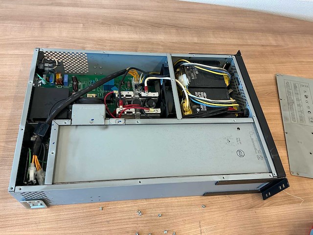 Apc smart-ups 3000xl accu - afbeelding 5 van  8