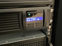 Apc smart-ups 750 ups - afbeelding 2 van  3