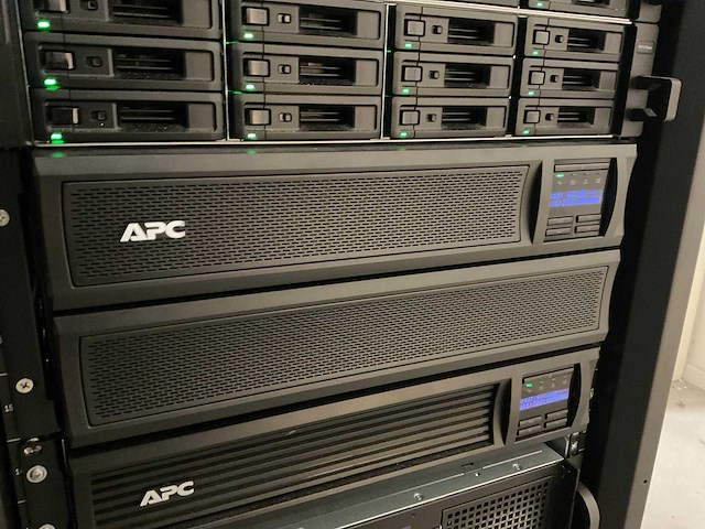 Apc smart-ups x 3000 ups - afbeelding 3 van  3